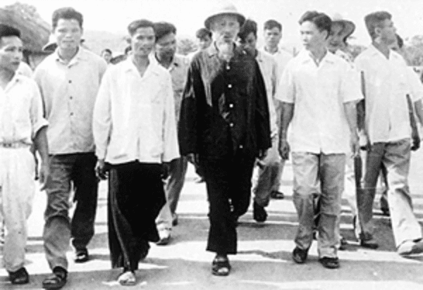 Ngày 17-8-1960 là ngày thành lập Điện ảnh Quân đội nhân dân