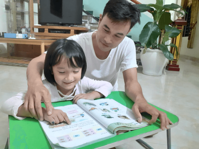 Dạy con hiểu về tiền, là giúp con hiểu về sự phấn đấu