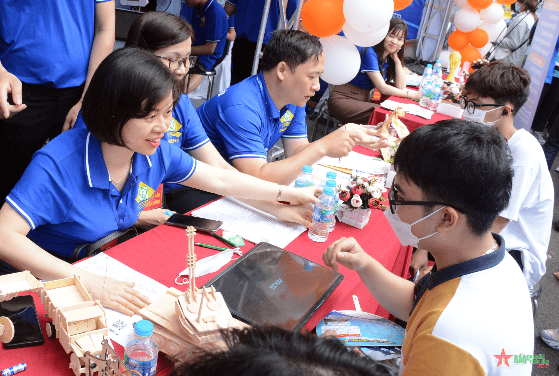 Đăng ký xét tuyển đại học sao cho đúng và trúng?