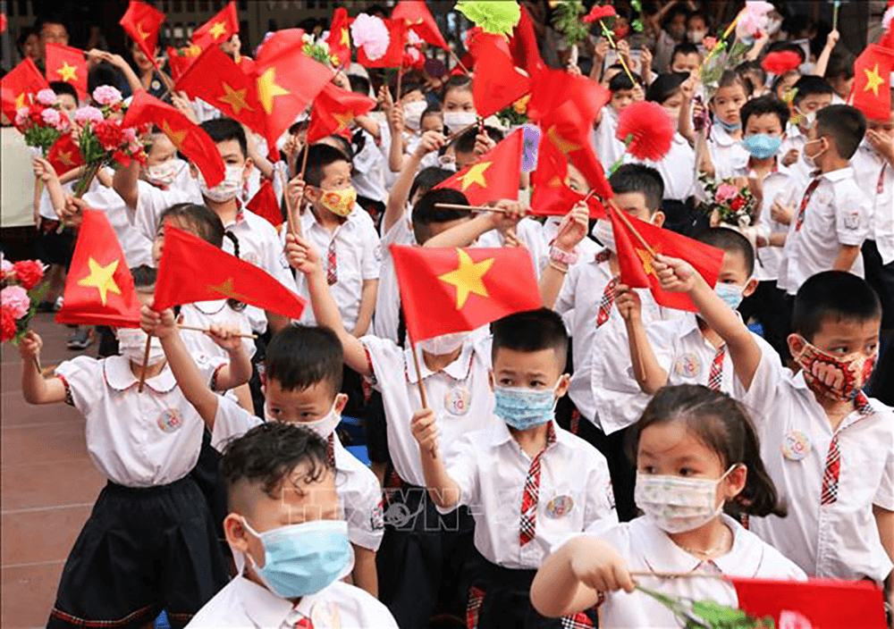 Học sinh lớp 1 tựu trường năm học mới vào ngày mai