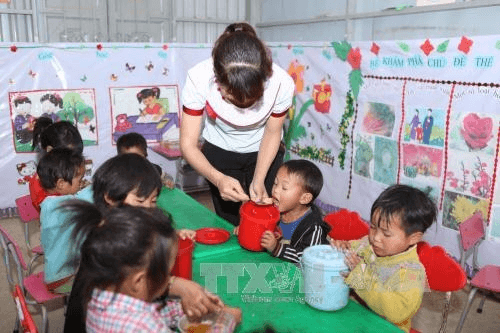 Hỗ trợ phát triển giáo dục mầm non vùng khó