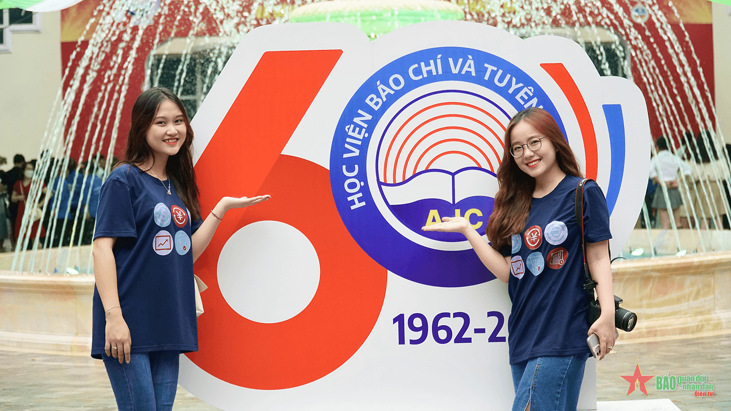 Nhiều hoạt động thú vị tại hội trại kỷ niệm 60 năm Học viện Báo chí và Tuyên truyền