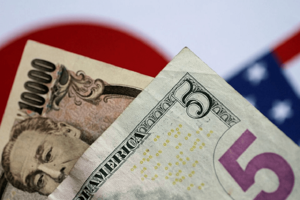 Tỷ giá USD hôm nay (8-9): Đồng USD quay đầu giảm