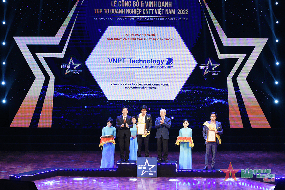 Vinh danh Top 10 doanh nghiệp CNTT Việt Nam 2022