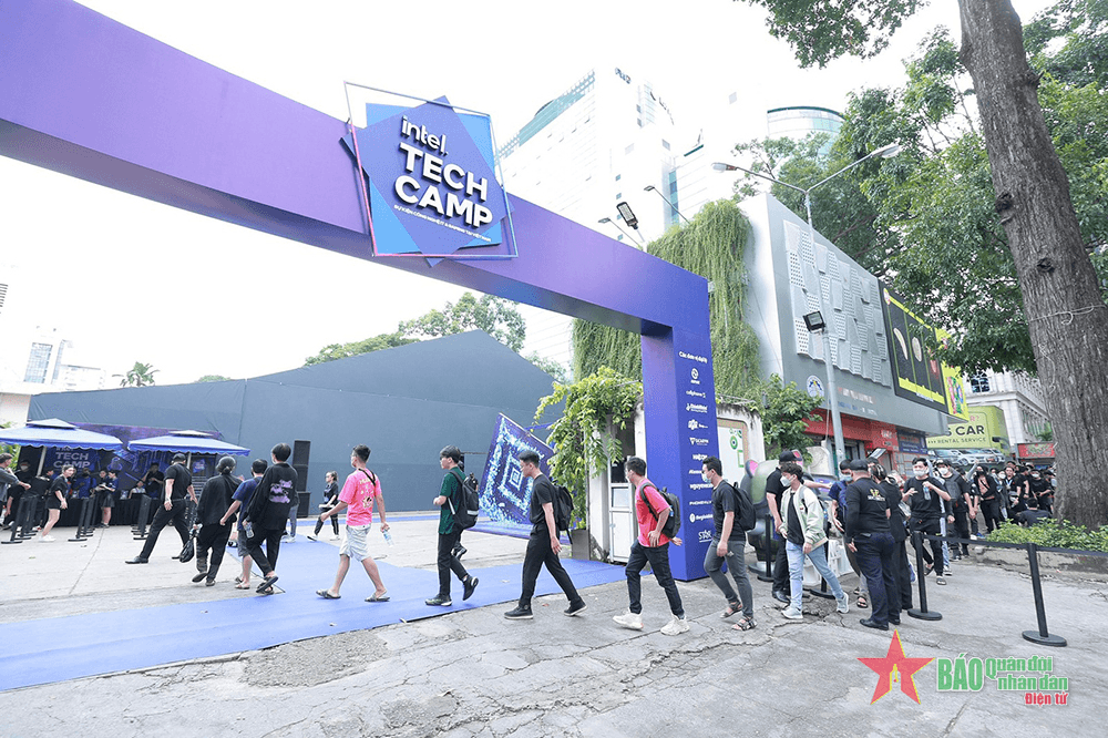 Trải nghiệm nhiều công nghệ mới nhất từ Intel