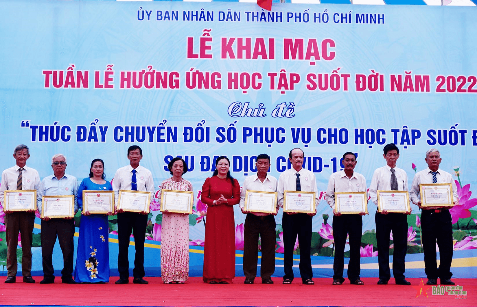 Thúc đẩy chuyển đổi số phục vụ cho học tập suốt đời sau đại dịch Covid-19