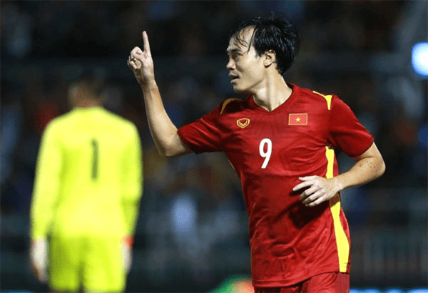 Hướng đi nào cho Văn Toàn?