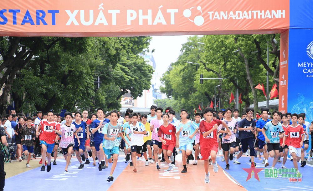 Sôi nổi chung kết giải chạy Báo Hànộimới lần thứ 47
