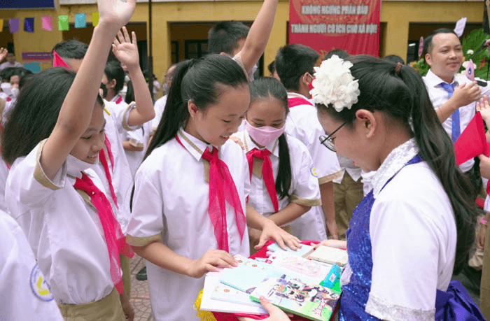 Giáo dục học sinh thực hiện nếp sống thanh lịch