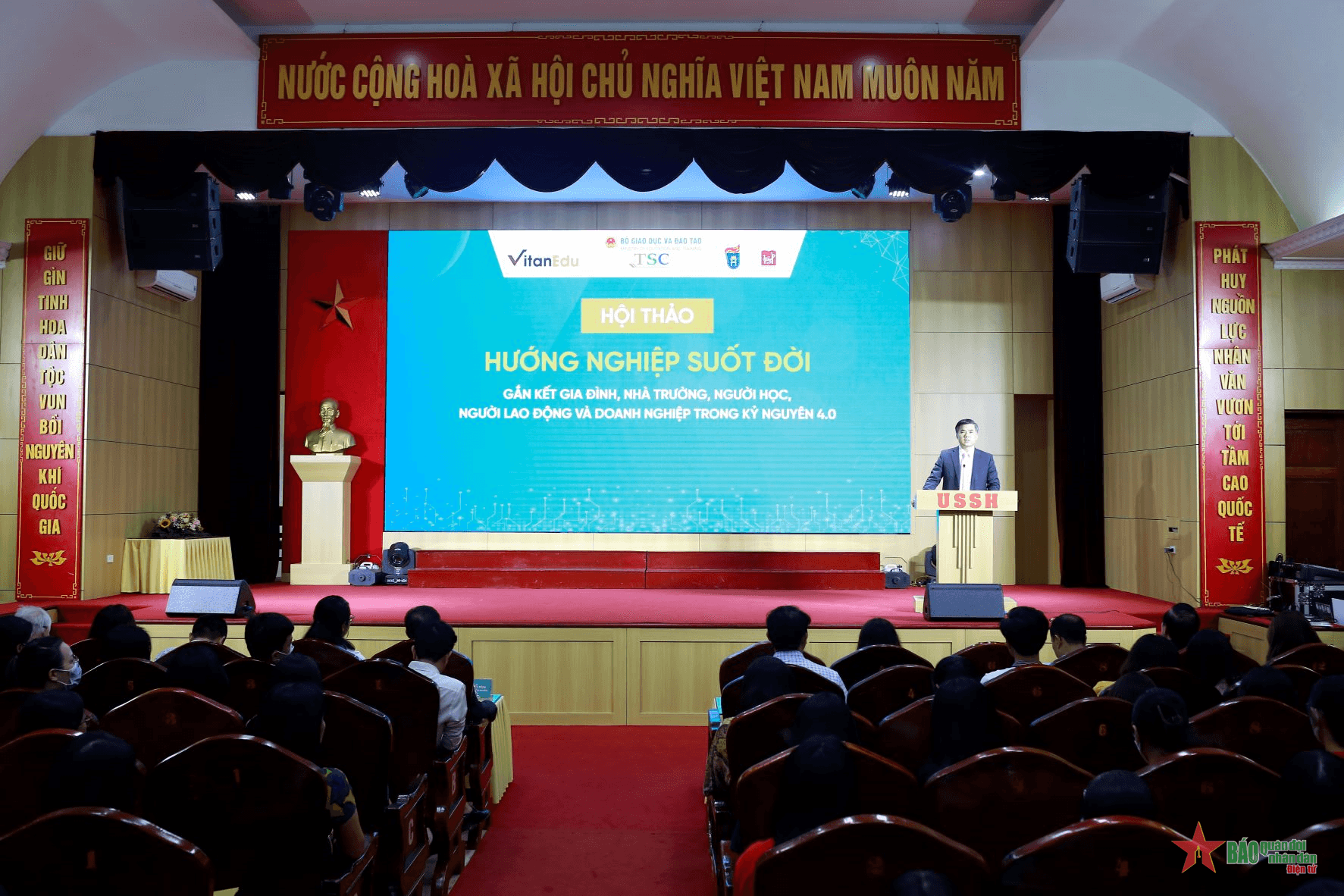 Định hướng lựa chọn nghề nghiệp cho người lao động trong kỷ nguyên 4.0