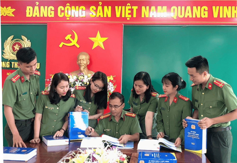27-10-1975: Ngày truyền thống lực lượng Pháp chế Công an nhân dân