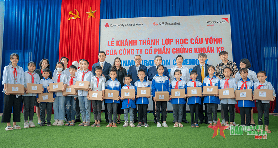 Hỗ trợ môi trường học tập cho trẻ em vùng núi tại Việt Nam