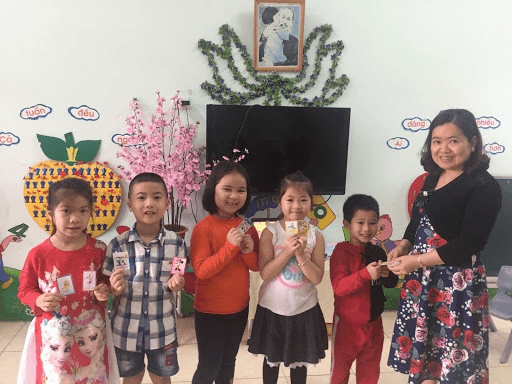 Khuyến khích con trẻ