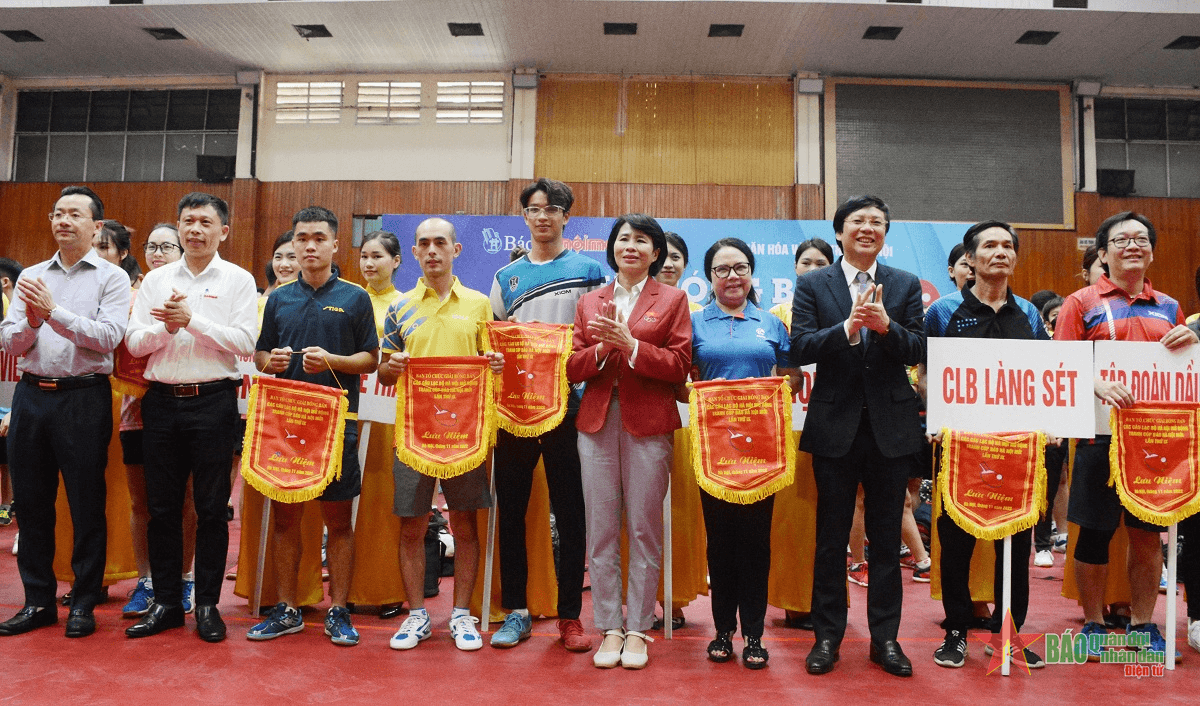 Khởi tranh Giải bóng bàn các câu lạc bộ Hà Nội mở rộng 2022