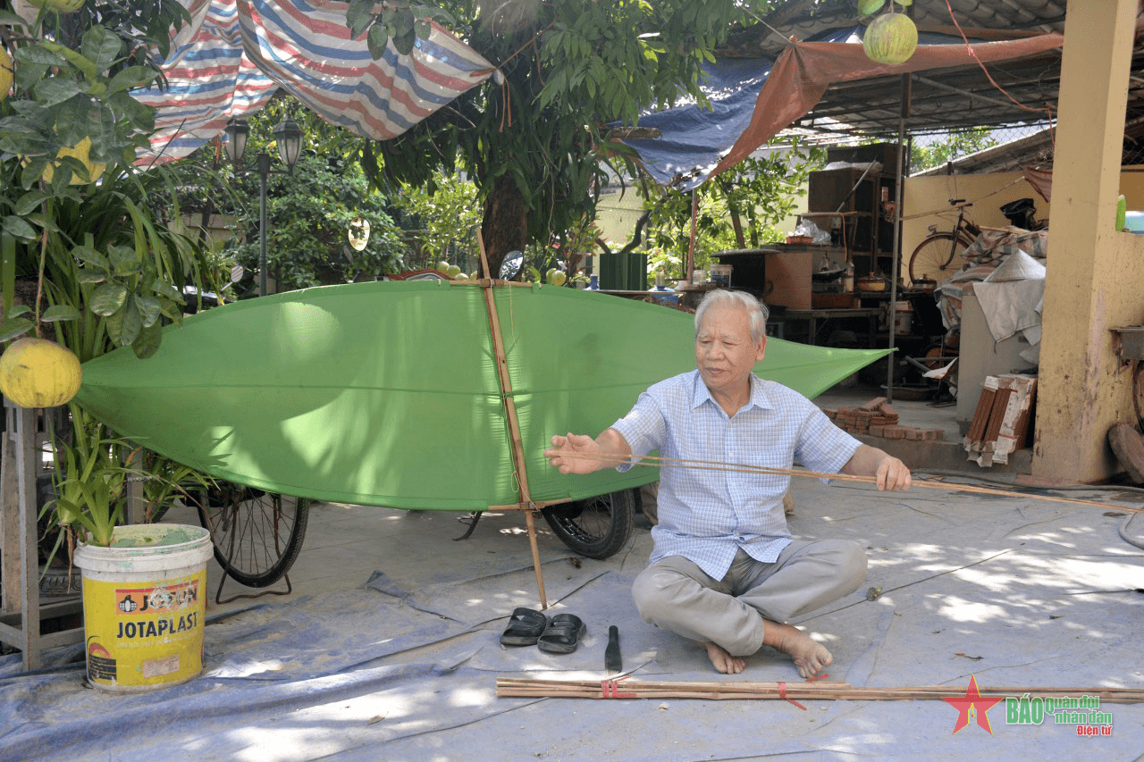 Người giữ hồn quê đất Việt qua từng cánh diều