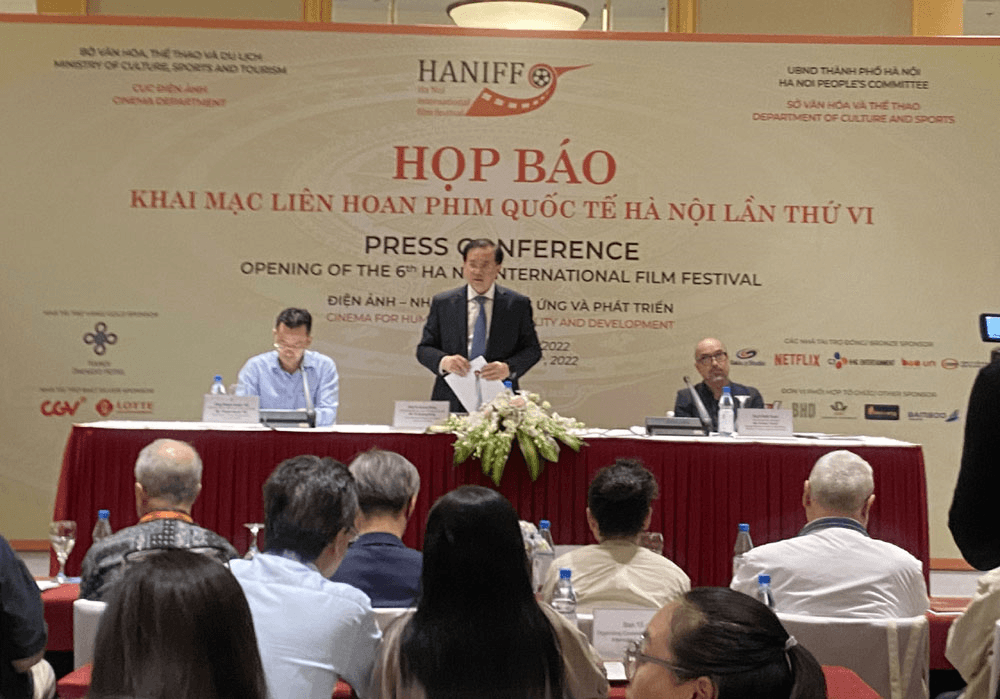 800 đại biểu trong nước và quốc tế tham dự Liên hoan Phim quốc tế Hà Nội lần thứ VI