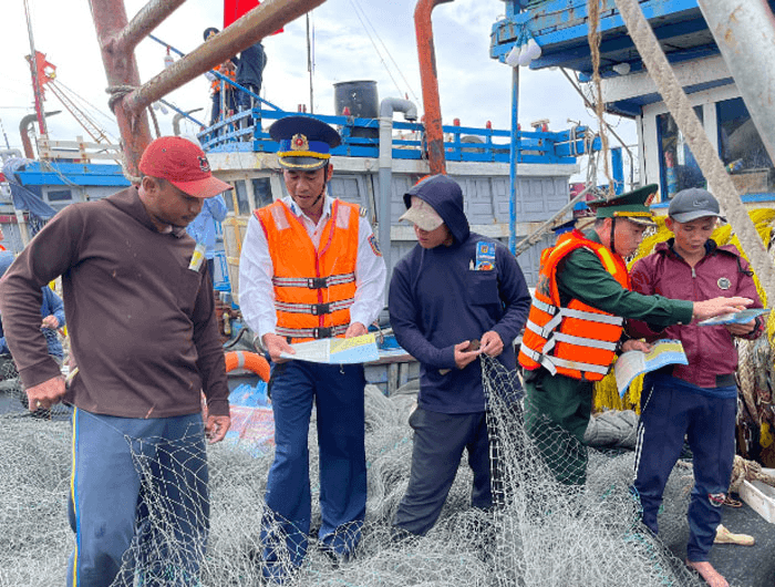 Để tuân thủ pháp luật trở thành chuẩn mực xã hội