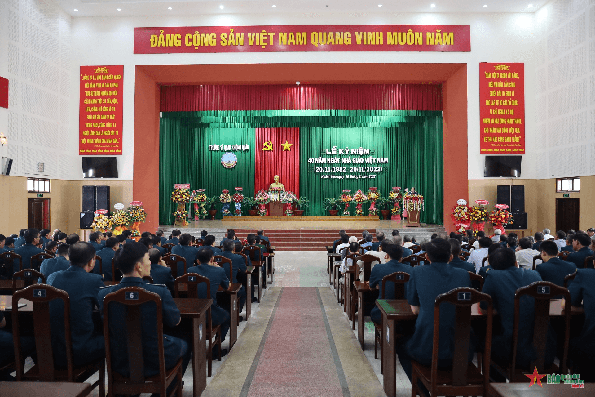 Trường Sĩ quan Không quân kỷ niệm Ngày Nhà giáo Việt Nam