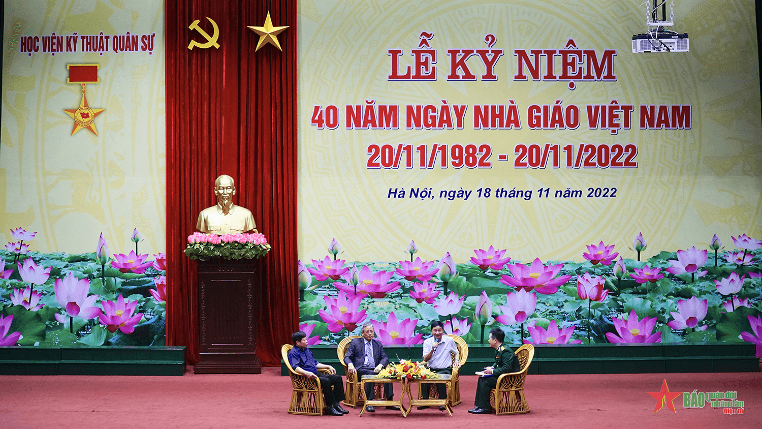 Học viện Kỹ thuật quân sự tổ chức tọa đàm kỷ niệm 40 năm Ngày Nhà giáo Việt Nam