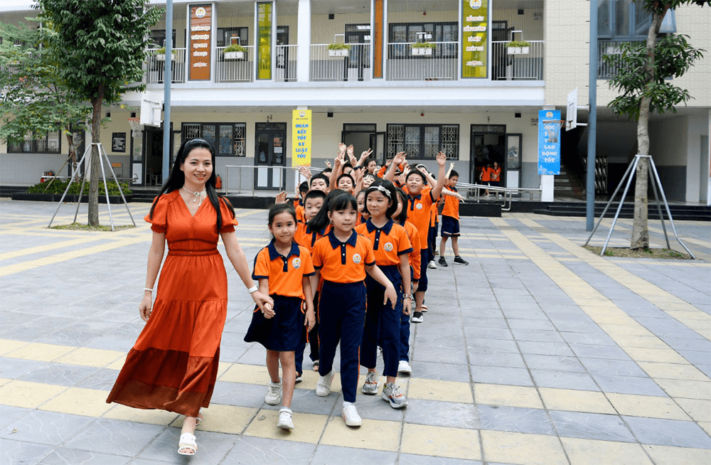 Trọn tình yêu với sự nghiệp "trồng người"