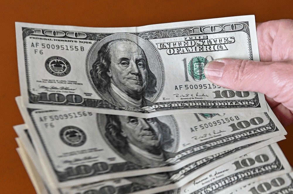 Tỷ giá USD hôm nay (22-11): Đồng USD bật tăng, tiệm cận mốc 108
