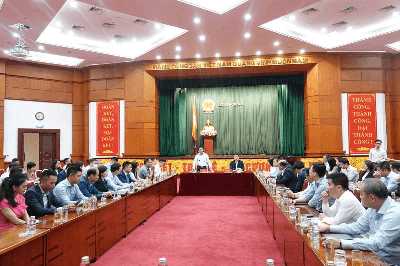 Tháo gỡ khó khăn cho thị trường tài chính