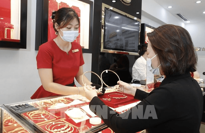 Vàng giảm nhẹ phiên cuối tuần