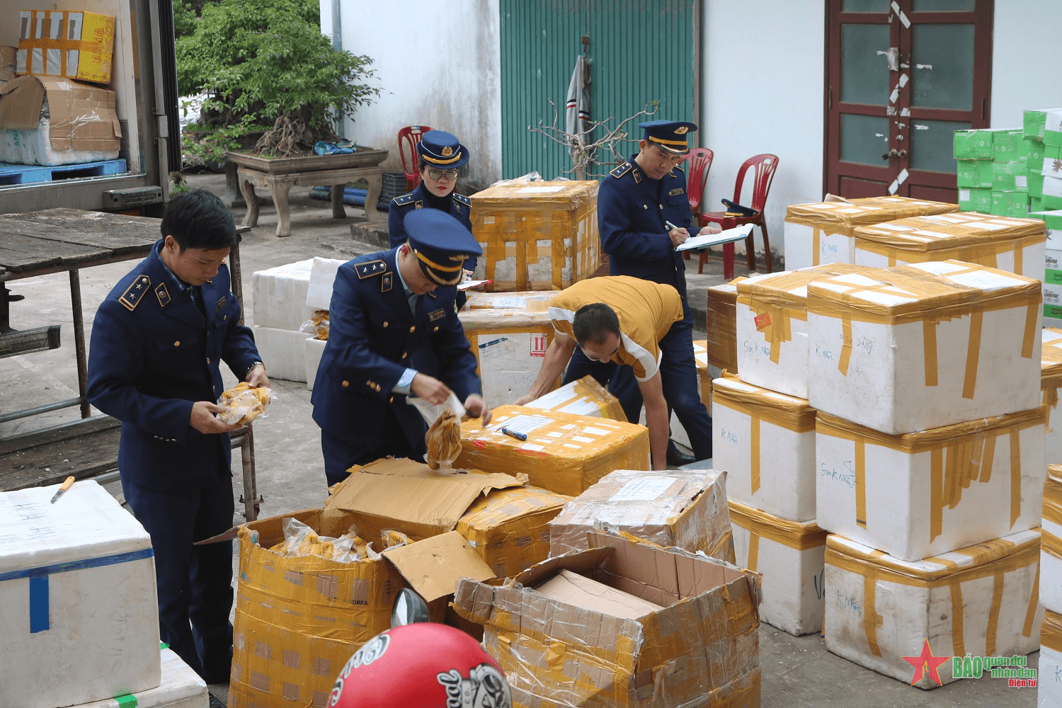 Bài 3: Phải chặn bằng được thực phẩm không an toàn (Tiếp theo và hết)