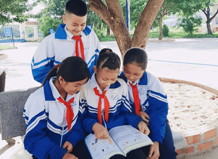 Góc học tập và ước mơ đầu đời