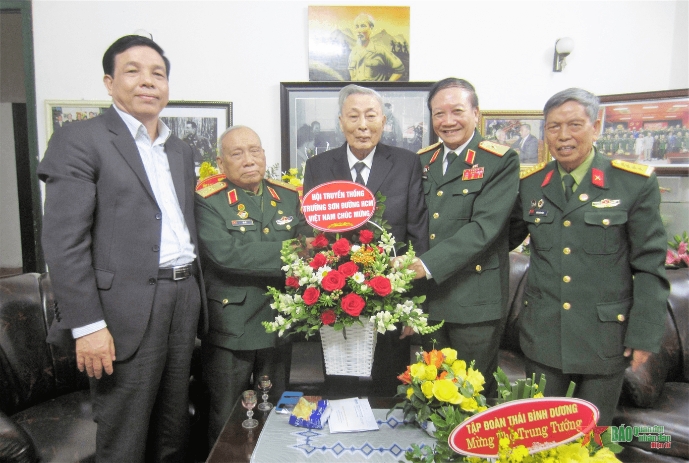 Tư tưởng tiến công của Tư lệnh Đồng Sỹ Nguyên