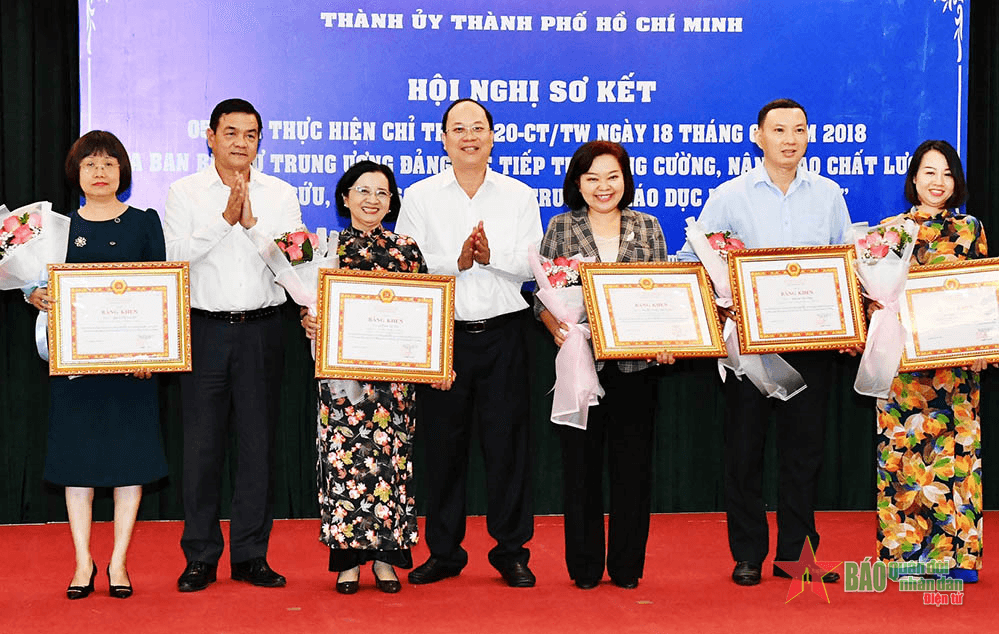 Thành ủy TP Hồ Chí Minh: Đẩy mạnh tuyên truyền, giáo dục lịch sử Đảng