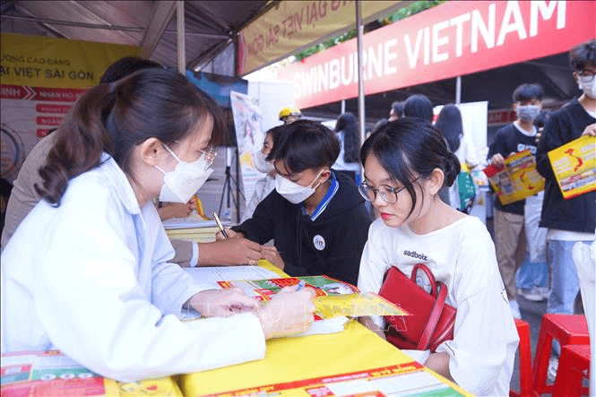 Tuyển sinh đại học 2023: Thí sinh  có 20 ngày để đăng ký, điều chỉnh nguyện vọng xét tuyển