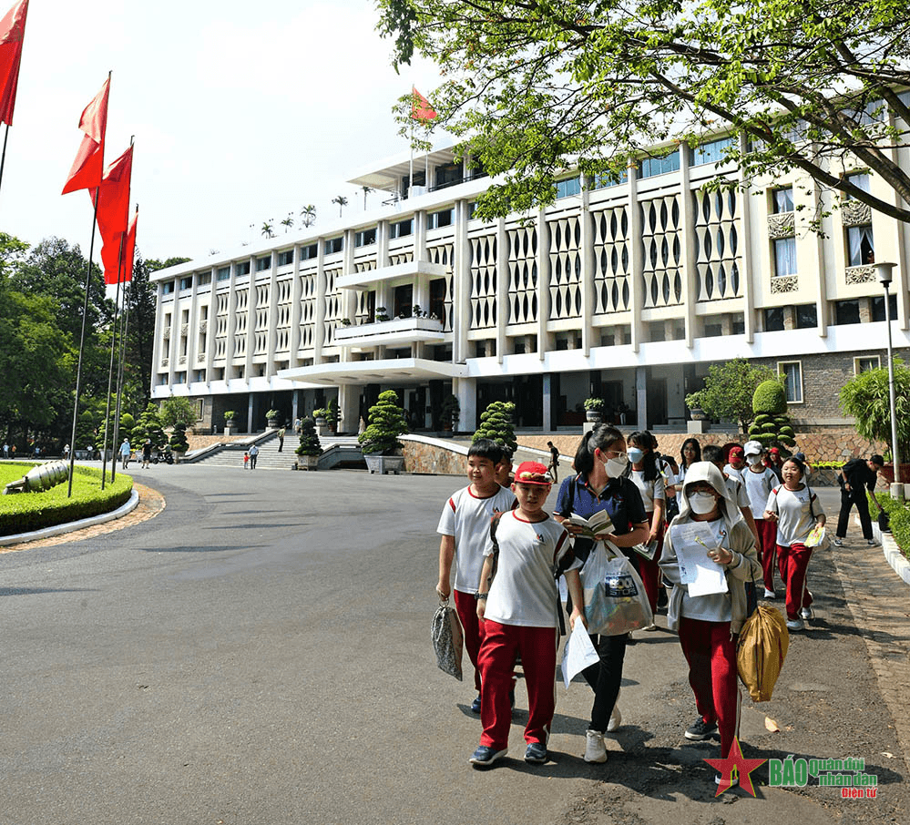 Chiến dịch Hồ Chí Minh lịch sử: Ký ức của những người trong cuộc - Bài 3: Hân hoan khúc khải hoàn (tiếp theo và hết)