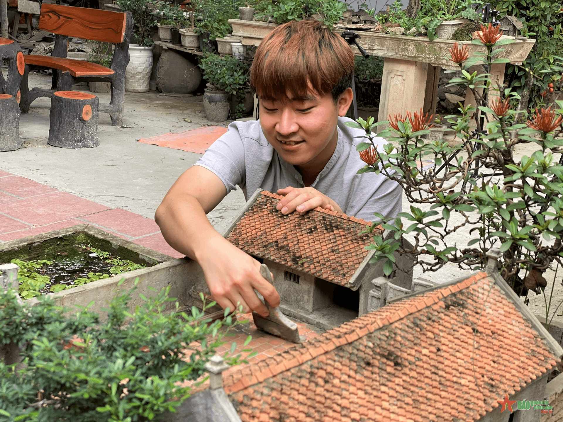 Trở về miền ký ức qua mô hình tiểu cảnh của chàng trai 9X
