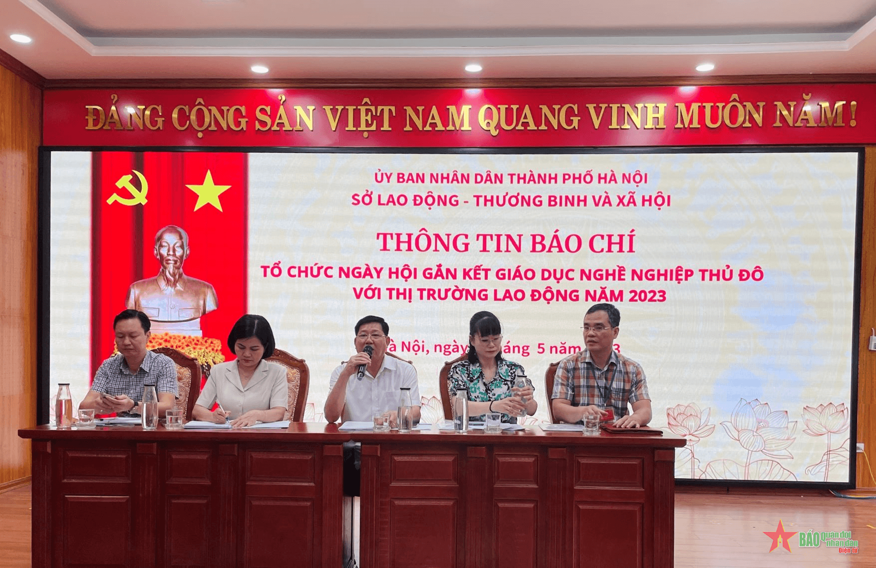 Đẩy mạnh gắn kết giáo dục nghề nghiệp Thủ đô với thị trường lao động