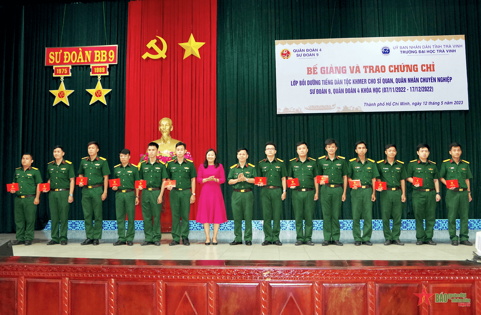 Sư đoàn 9 (Quân đoàn 4) bế giảng lớp học tiếng Khmer cho sĩ quan, quân nhân chuyên nghiệp