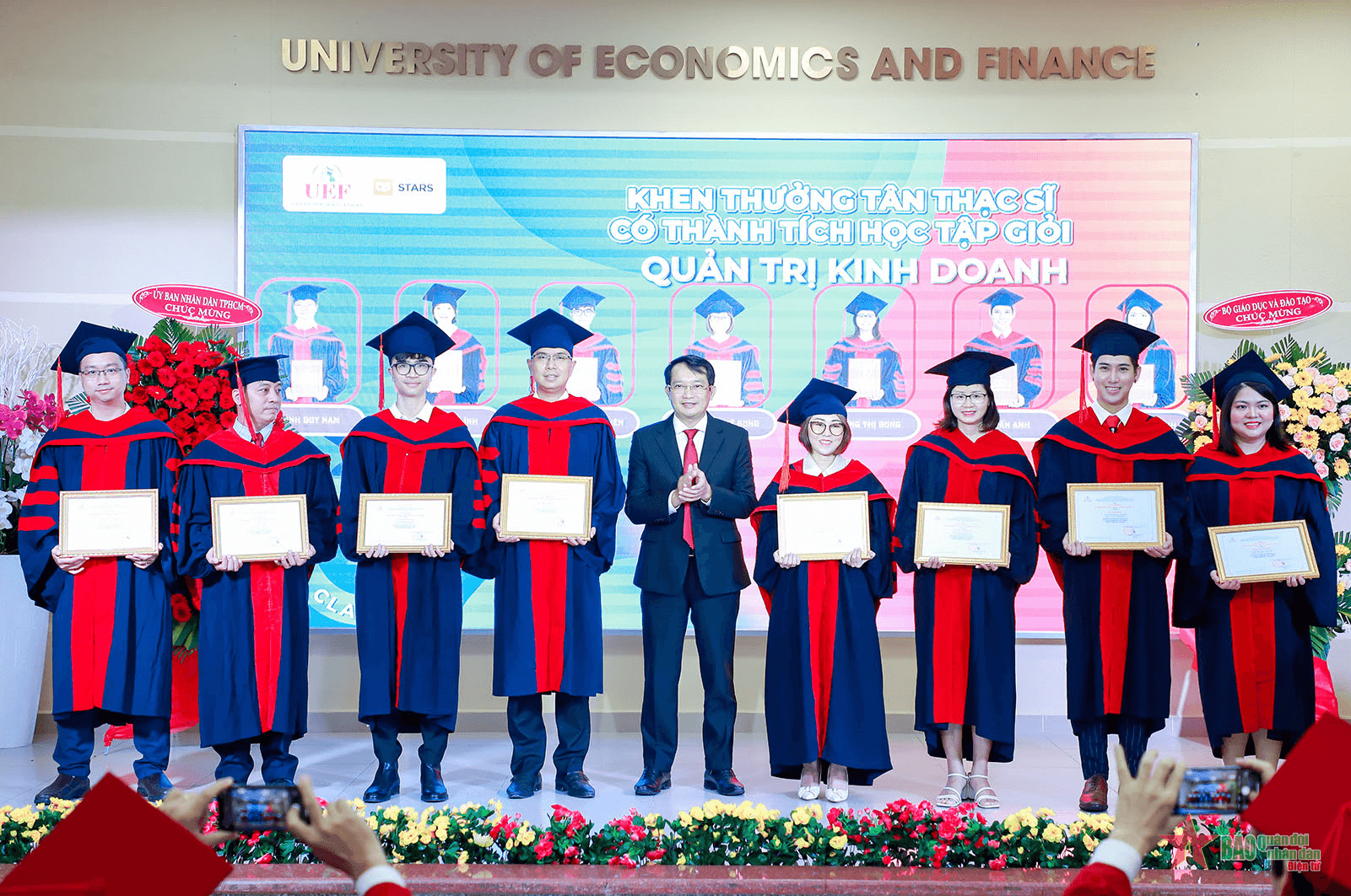 Hơn 100 học viên tốt nghiệp Tiến sĩ, Thạc sĩ ngành quản trị kinh doanh, tài chính, ngân hàng, kế toán