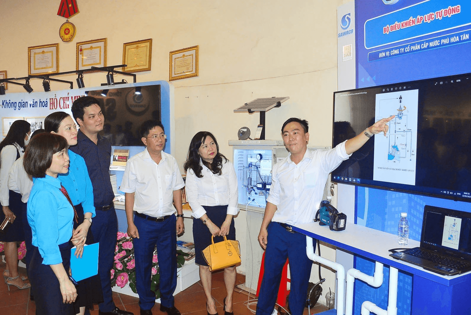 Trưng bày, giới thiệu nhiều sáng kiến, giải pháp nâng cao chất lượng cấp nước