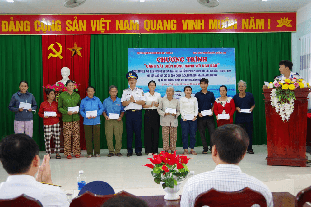 Giúp ngư dân thay đổi từ nhận thức đến hành động