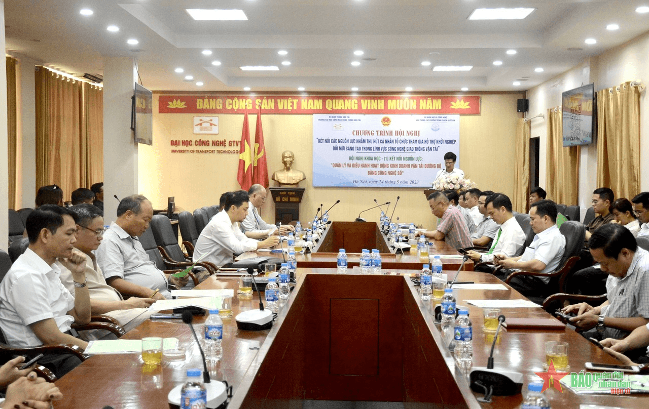 Hỗ trợ khởi nghiệp đổi mới sáng tạo lĩnh vực công nghệ giao thông vận tải