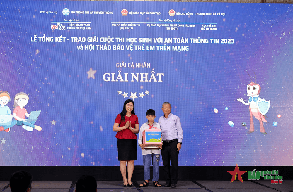 Trao giải Cuộc thi Học sinh với An toàn thông tin năm 2023