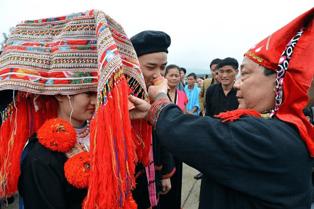 Bà Lử chọn rể
