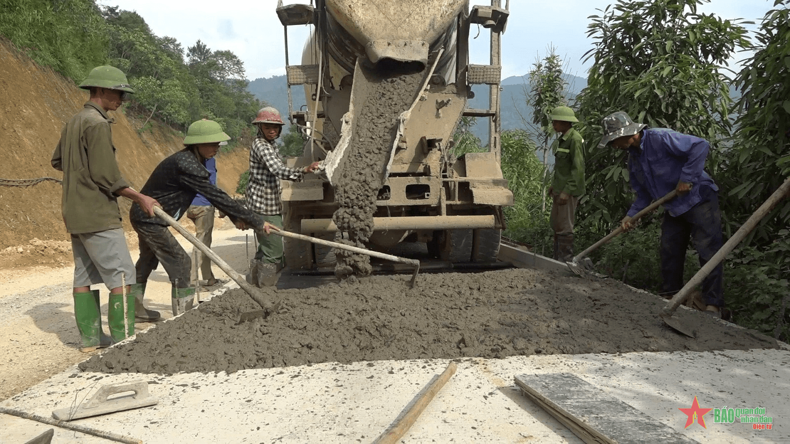 "Tuyến đường 0 đồng" nơi rẻo cao