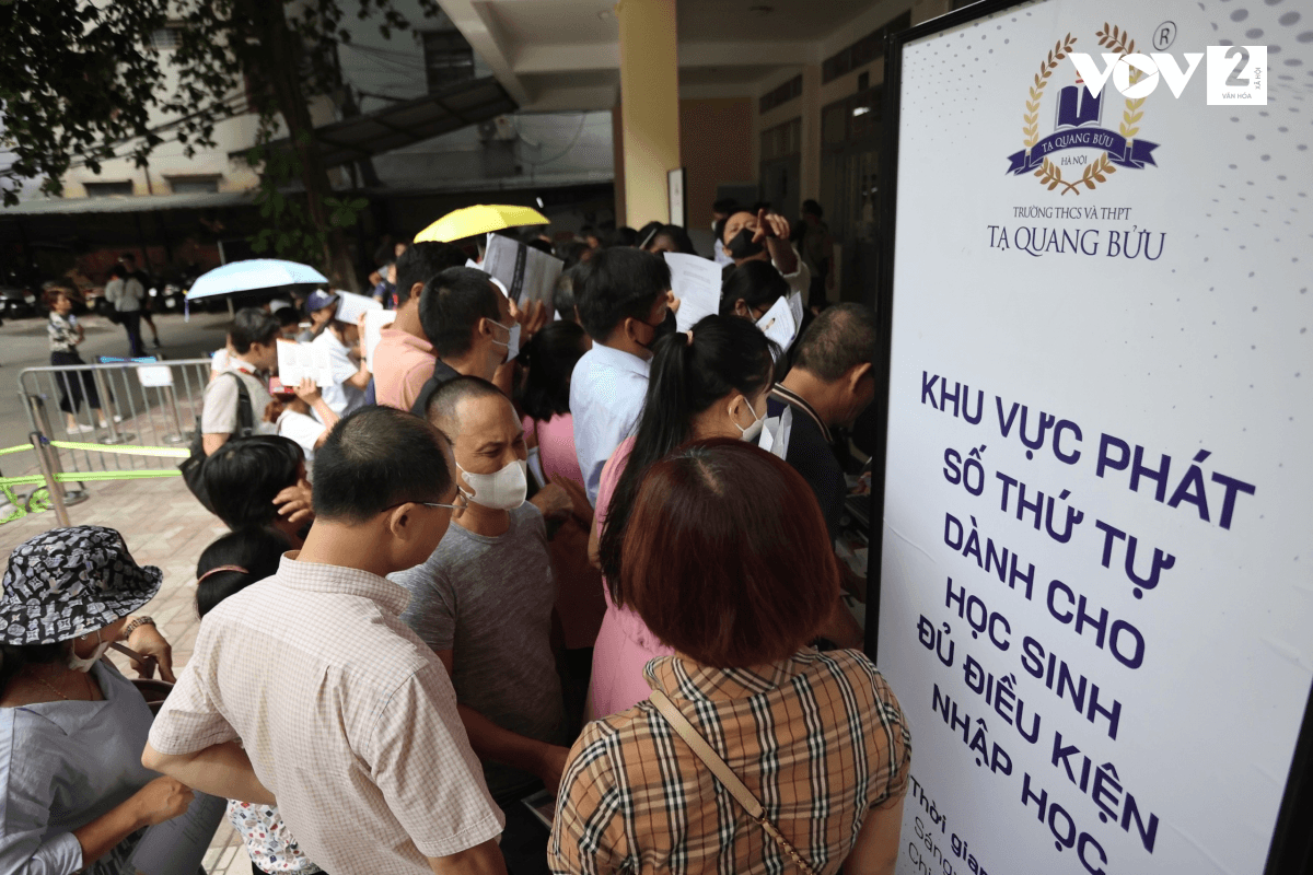 Tuyển sinh vào lớp 10 các trường tư thục, công lập tự chủ: Hà Nội tính giải pháp đăng ký trực tuyến để đảm bảo công bằng