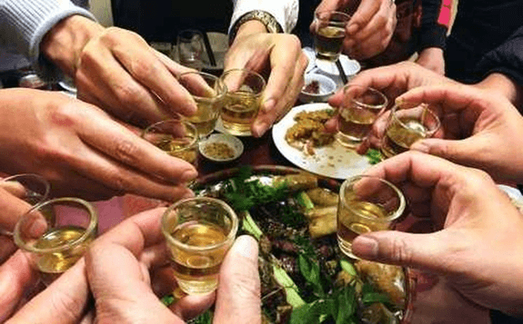 Chuyện ở bản: Từ bỏ "ma men"