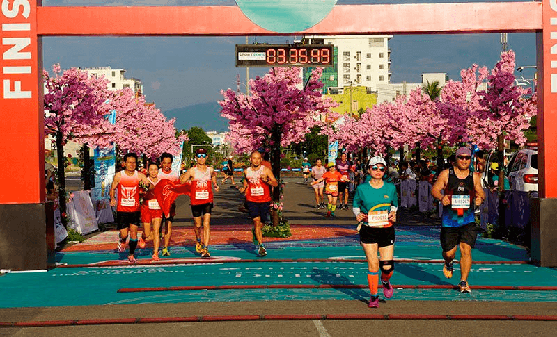 Grand Marathon Đồng Hới 2023 quảng bá du lịch Quảng Bình