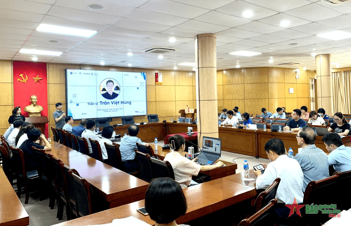 Khởi động Giải vô địch quốc gia VEX Robotics 2024