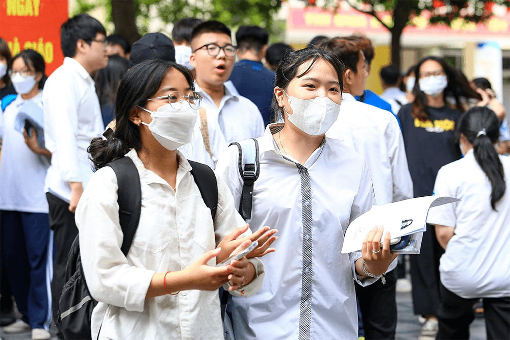 Sau khi biết điểm thi tốt nghiệp thí sinh cần làm gì?