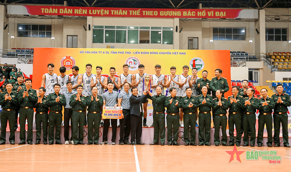 Không ngừng rèn luyện, phấn đấu nâng cao thành tích thể thao Bộ đội Biên phòng