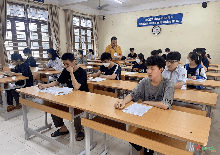 Bộ Giáo dục và Đào tạo và Trường Đại học Khoa học Tự nhiên công bố ngưỡng điểm sàn